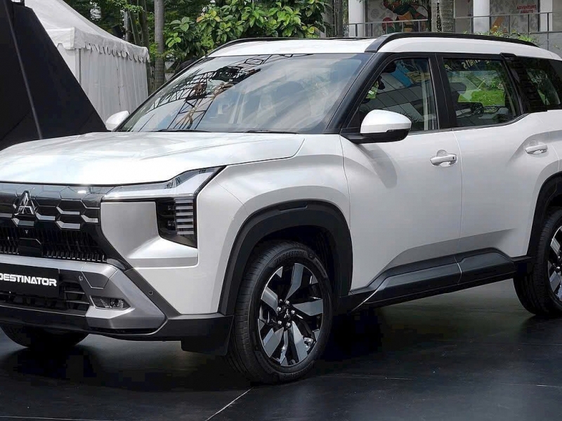 MITSUBISHI DESTINATOR