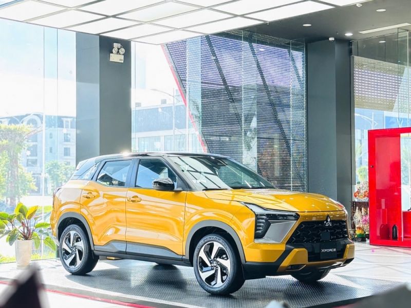 MITSUBISHI XFORCE MITSUBISHI XFORCE